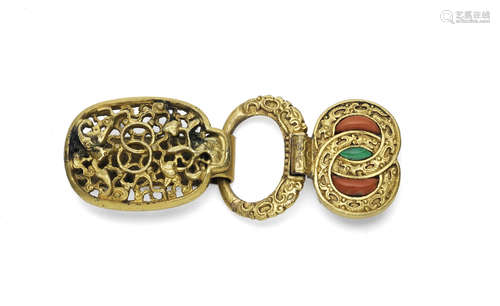 A gilt metal, coral and malachite inlaid buckle