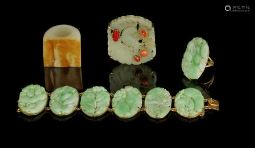 Four various items of jade and jadeite