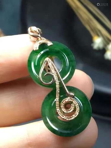 18K Gold Natural Green Jadeite Pendant