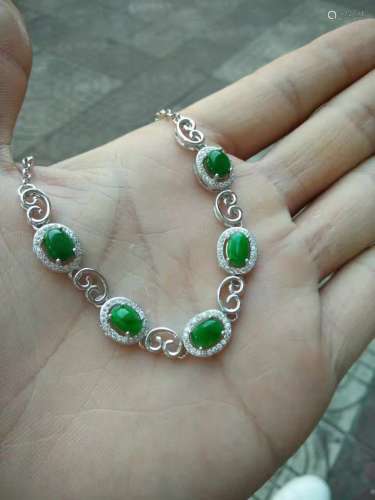Natural Green Jadeite Bracelet