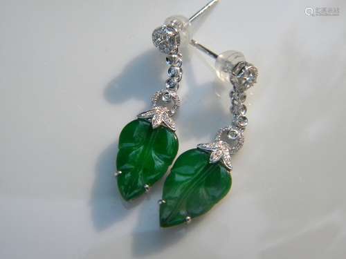 Pair of 18K Gold Diamond Green Leave Jadeite Earrrings