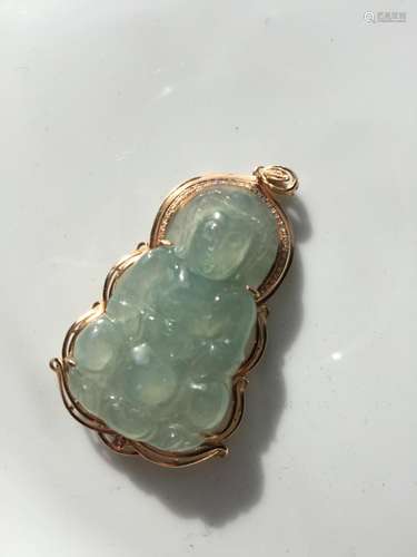 18K Yellow Gold Natural Jadeite Guanyin Pendant