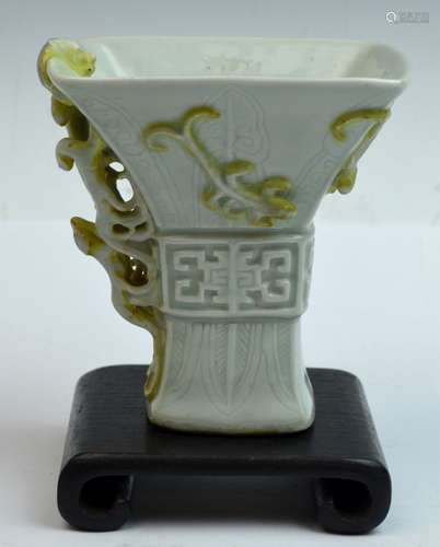 Chinese Douqing Glazed chilong Stem Cup