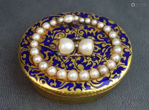 Victoria Enamel & Natural Pearl Gold Box