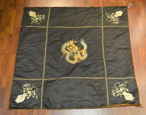 Chinese Dragon Square Bedspread