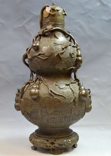 Chinese Double Gourd Bronze Vase Lamp