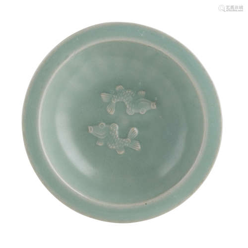 CELADON 'TWIN FISH' DISH SONG DYNASTY