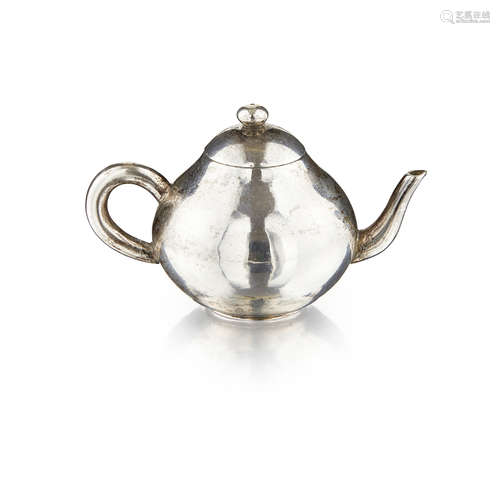 MINIATURE SILVER TEAPOT ZHENG TANG MARK, CIRCA 1800