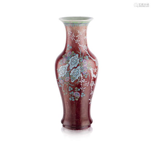 SANG-DE-BOEUF GLAZED FAMILLE ROSE BALUSTER VASE