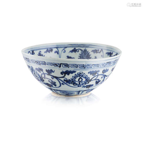 LARGE BLUE AND WHITE 'LOTUS' BOWL MING DYNASTY