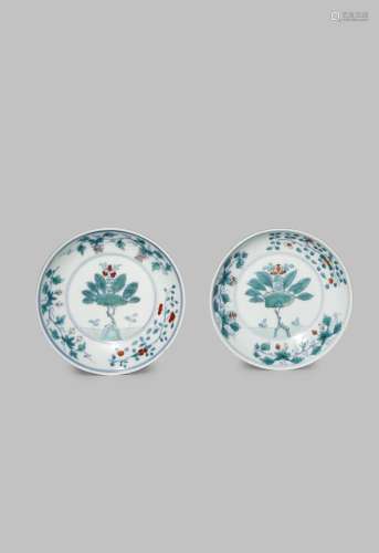 A PAIR OF CHINESE DOUCAI SMALL DISHES