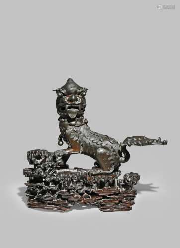 A LARGE CHINESE BRONZE INCENSE BURNER
