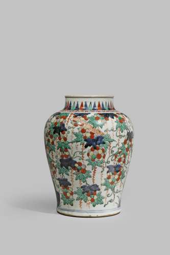 A CHINESE WUCAI 'SQUIRREL AND VINE' VASE