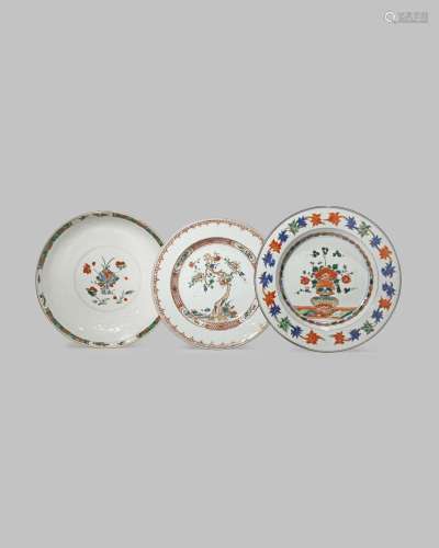 THREE CHINESE FAMILLE VERTE DISHES