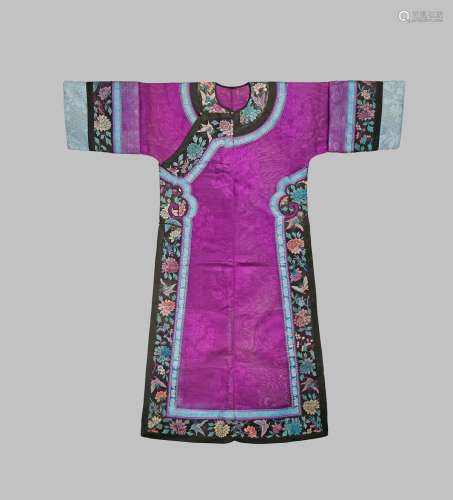 A CHINESE PURPLE GAUZE ROBE