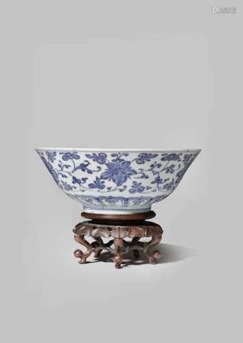 A CHINESE BLUE AND WHITE BOWL