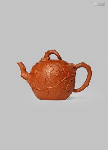 A CHINESE YIXING TEAPOT AND COVER