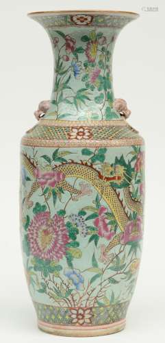 A Chinese turquoise ground, famille rose vase decorated with dragons and floral motifs, H 58,5 cm