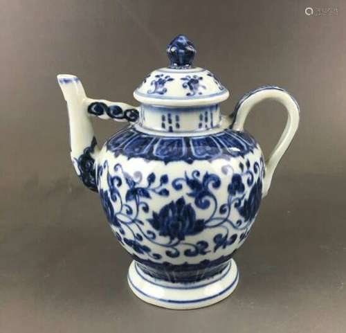 Chinese Blue/White Porcelain Teapot