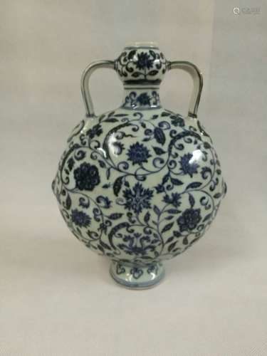 Chinese Blue/White Porcelain Vase