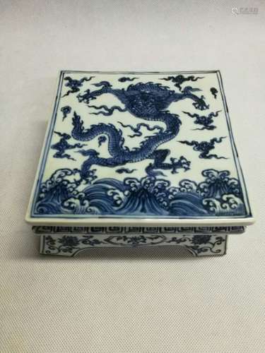 Chinese Blue/White Porcelain Lotus Stand