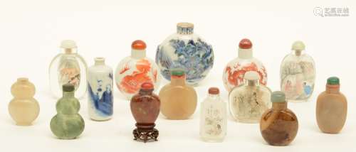 A lot of fourteen 19thC and 20thC snuff bottles, H 6 - 8,5 cm