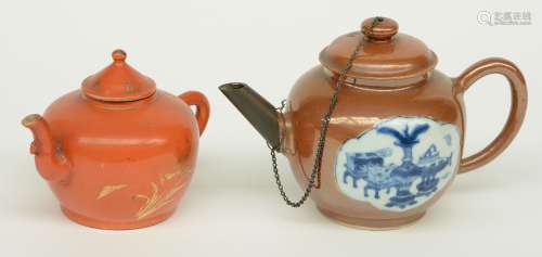 Two Chinese teapots and covers, one teapot café au lait ground, the roundels blue and white decorated with antiquities, the other teapot orange ground and gilt decorated, marked, 19thC, H 9,5 - 12 cm (one pot with restoration and chip on the rim)