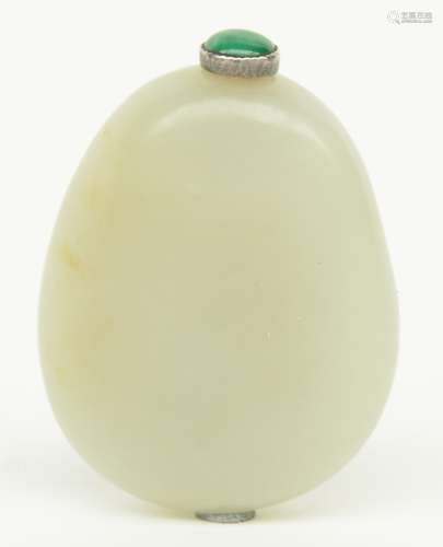 A 19thC Chinese celadon jade snuff bottle, H 5,5 - W 4 cm