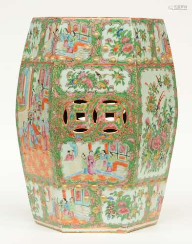 A Chinese Canton garden seat, 19thC, H 46,5 cm