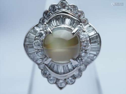 Chrysoberyl Cat's Eye Diamond Ring