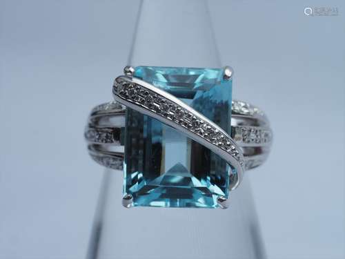 Aquamarine Ring