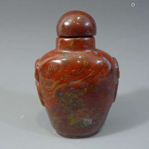 ANTIQUE CHINESE CARVED RED AGATE SNUFF BOTTLE - 19TH CENTURY