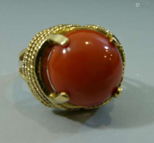 SUPERB 10K GOLD NATURAL RED CORAL RING