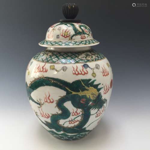 CHINESE ANTIQUE FAMILLE ROSE JAR, 19TH CT