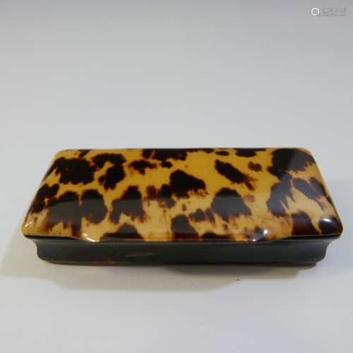 ANTIQUE ENGLISH TORTOISE SHELL SNUFF BOX - 18TH CENTURY