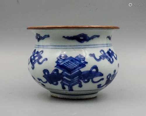 CHINESE BLUE AND WHITE CENSER