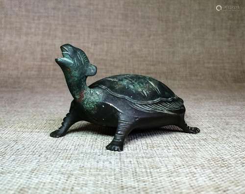 CHINESE BRONZE FIGURE OF TURTLE