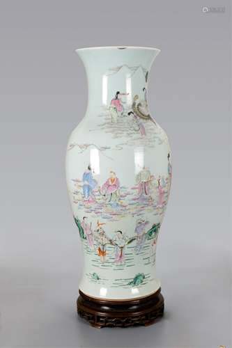 CHINESE FAMILLE ROSE 8 IMMORTAL FLOWER VASE W STAN