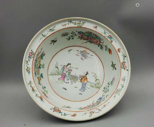 CHINESE FAMILLE ROSE PORCELAIN BASIN