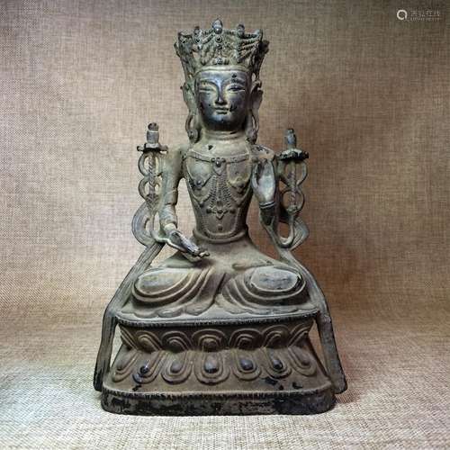 CHINESE BRONZE FIGURE OF GUANYIN