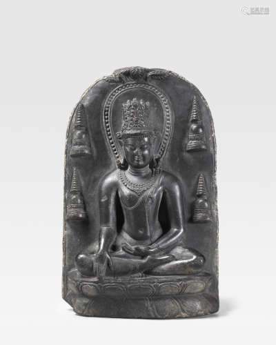 印度东北部 帕拉时期 十世纪 黑石宝冠佛碑