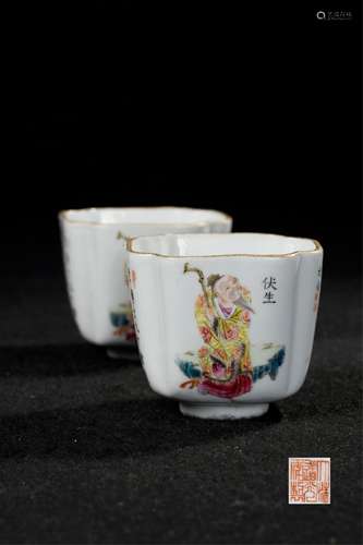 PAIR OF CHINESE FAMILLE ROSE FIGURAL CUPS