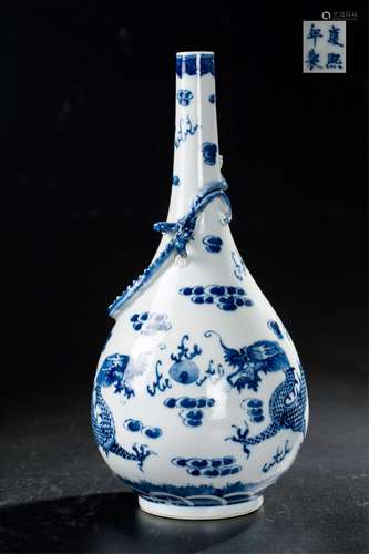 CHINESE BLUE AND WHITE CHILONG VASE