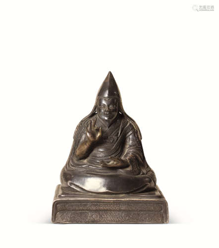 十六世纪 银五世达赖喇嘛像