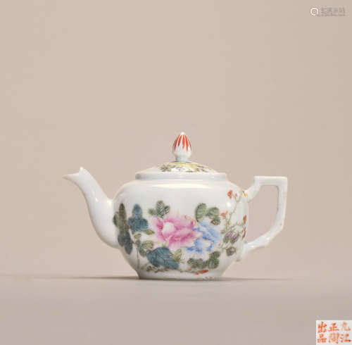 民国 粉彩牡丹图茶壶