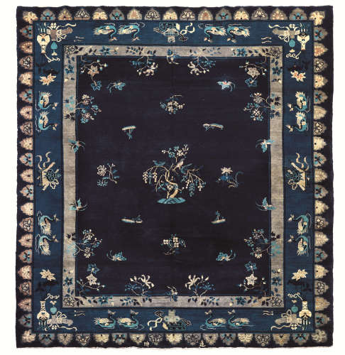 十九世纪末 喜鹊登梅花蝶纹栽绒地毯