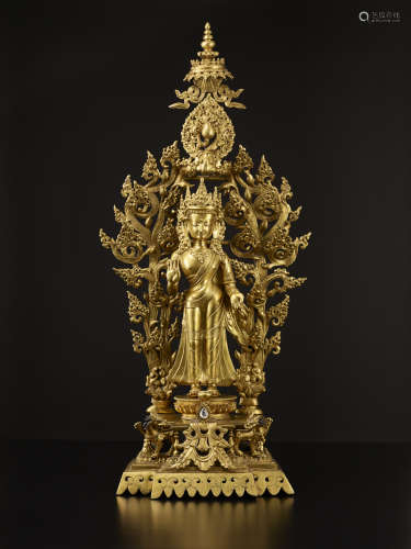 寶冠釋迦牟尼佛像