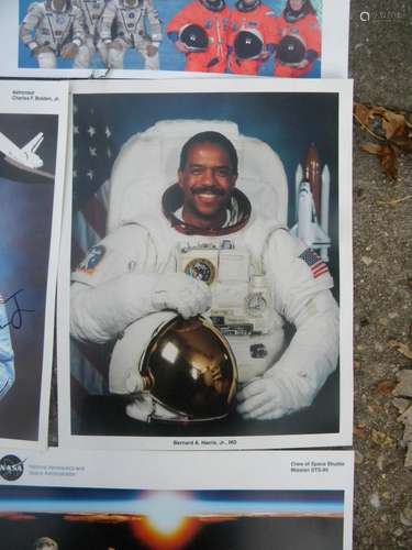 Lot of 11 NASA Litho Photos some signed by Rex Walheim