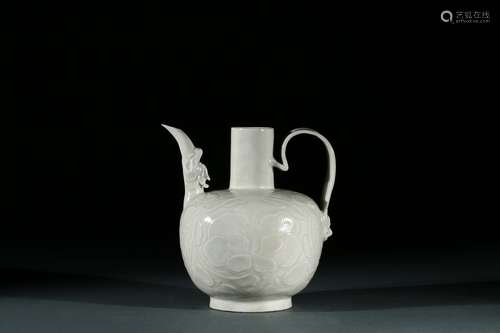 A Ding-type flower carved ewer