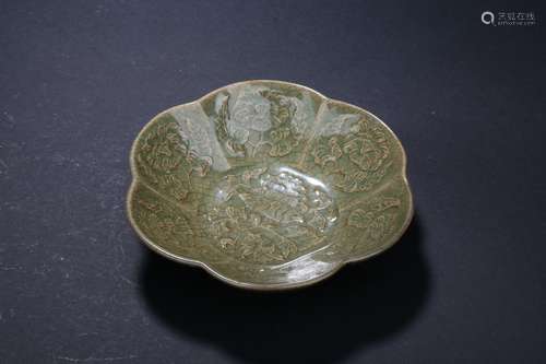 A celadon glazed dish